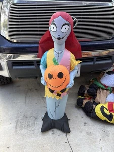 Gemmy Airblown Inflatable Nightmare Before Christmas 3.5ft Sally W/ Pumpkin LED - Picture 1 of 2