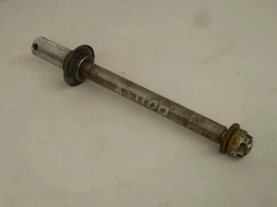 Yamaha XS1100 XS 1100 1977-On Front Wheel Spindle - Image 1 of 3