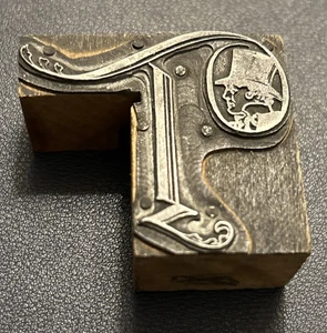 Decorative Letter T / man wearing Top Hat | vintage letterpress printing block - Picture 1 of 4