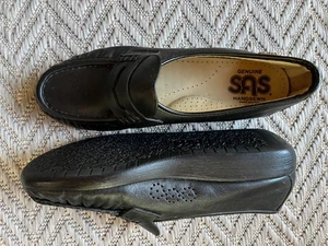 SAS 9.5 M Medium Women's Black Casual Leather Walking Shoes Loafers NICE!!! - Picture 1 of 9