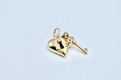 14k Vintage Gold And Diamond Heart And Key Charm/Pendant.~~2.9gr - Image 1 of 4