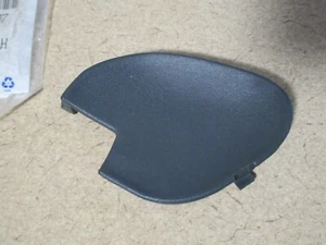 1992 -1996 PONTIAC BONNEVILLE LEFT REAR DOOR HANDLE TRIM CAP CUP GM 25541797 OEM - Picture 1 of 3