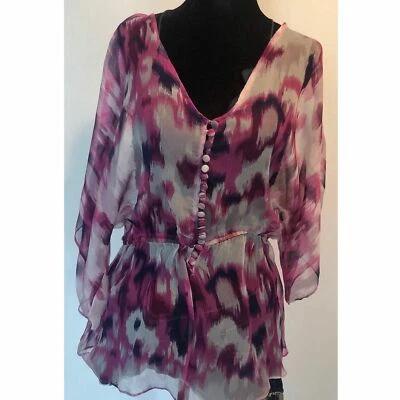 Gibson - Blusa de seda boho morada fluida con cuello en V abotonada para mujer - Pequeña Foto 1 de 4
