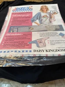 Daisy kingdom Women’s Sweatshirt pattern  - Picture 1 of 5