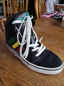 Mens 8.5 Black Adidas Hightop With Red Yellow Green Striped RIGHT ONLY AMPUTEE - Picture 1 of 8
