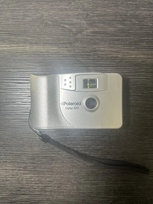 'Polaroid Photo Max Fun 320 0.07MP Digital Camera - Image 1 of 3