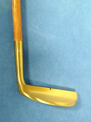 Putter eje de nogal americano Otey Crisman 42H 35" diestro agarre de cuero cara de latón Foto 1 de 4