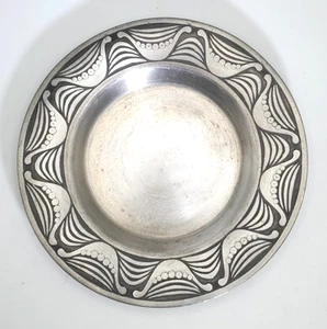 Pewter Trinket Dish or Pillar Candle Holder made in Norway - Picture 1 of 2