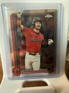 2025 Topps Chrome Steven Kwan #202 Cleveland Guardians - Picture 1 of 10