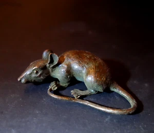 Expresiva figura de una rata - bronce del Tíbet - Imagen 1 de 10