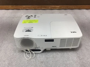 NEC NP41 DLP XGA 2300 Lumens Projector w / Carrying Case and Power Cord - Picture 1 of 8