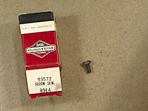 Nuevo tornillo antiguo Briggs & Stratton - Sem. 93572* Vendedor de EE. UU. - Imagen 1 de 1