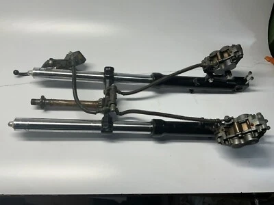 Horquillas delanteras Kawasaki 95-97 Ninja ZX6 ZX 600 suspensión frenos amortiguadores pinzas Foto 1 de 4