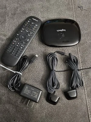 Logitech Harmony Smart Hub Remote (N-R0005) + Hub (O-R0004) + 2 IR Blasters - Image 1 of 4