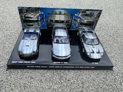 Minichamps 1/43 Ford Cobra Concept / Mustang / GT Gris Plata Salón del Automóvil de Detroit Foto 1 de 4