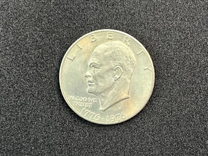 1776-1976 Eisenhower Liberty Bell Moon Silver One Dollar US Bicentennial Coin - Bild 1 von 4