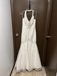 Size 10 Imperial Bridal Wedding Dress Gown Mermaid LV13 Strapped White NWT - Picture 1 of 7