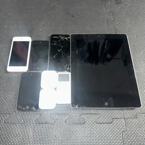 Viele zufällige Apple Produkte für Ersatzteile! - Bild 1 von 16