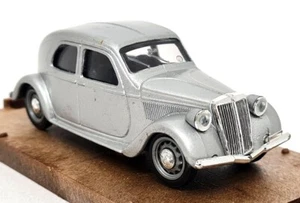 Brumm 1/43 - Lancia Aurelia Berlina 1936 Silver R58 Diecast Model Car - Picture 1 of 4