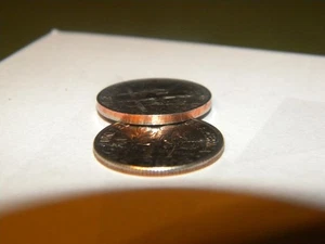 Roosevelt Dime with Raised Rim and No Ridges 2001 D - Picture 1 of 11