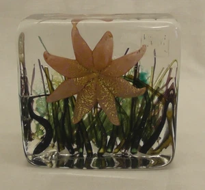 Timothy Harris Isle of Wight Glass Block Paperweight Signed 2002 Flowers - Picture 1 of 12