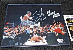 Foto 8x10 firmada/autografiada por Sabu (D. 2025) ECW WWE AEW CERTIFICADO DE AUTENTICIDAD JSA - Imagen 1 de 3