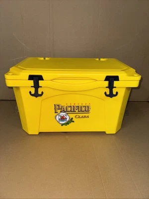 Pacifico Grizzly 40 QT Prueba de Oso Grabado Pecho Amarillo Ancla Personalizada NUEVO EN CAJA Foto 1 de 4