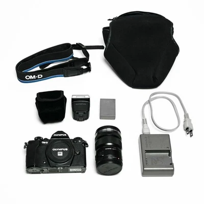 OLYMPUS OM-D E-M5 Mark II 12-50mm F3.5-6.3 EZ Lens Kit Black Tested - image 1 of 4