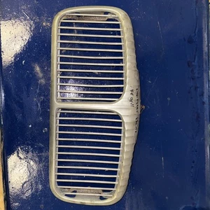 Daimler Sovereign XJ6 XJ12 Series 1 chrome radiator grille - Picture 1 of 5