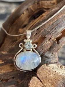 Bohemian Moonstone pendant With Blue Accent, 925 Pendant, With 925 Silver Chain - Picture 1 of 6