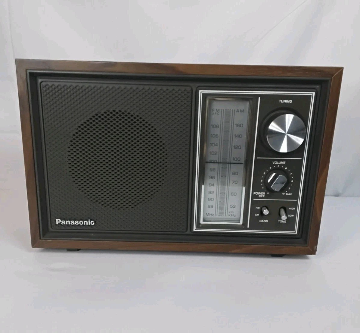 【美品】Panasonic RE-30 レトロデザイン AM/FM ラジオ 良品】Panasonic RE-30 レトロデザイン AM/FM ラジオ