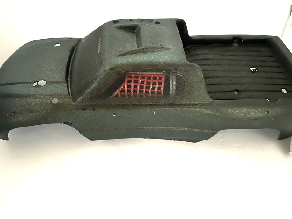 1/10 truck body will fit a stampede - Image 1 of 1