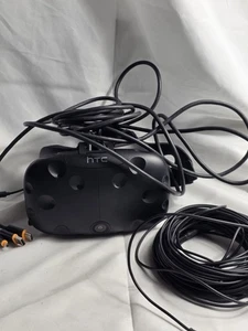HTC VIVE solo cuffie e cavi modello n. OPJT100 - Testato - Usato  - Foto 1 di 5