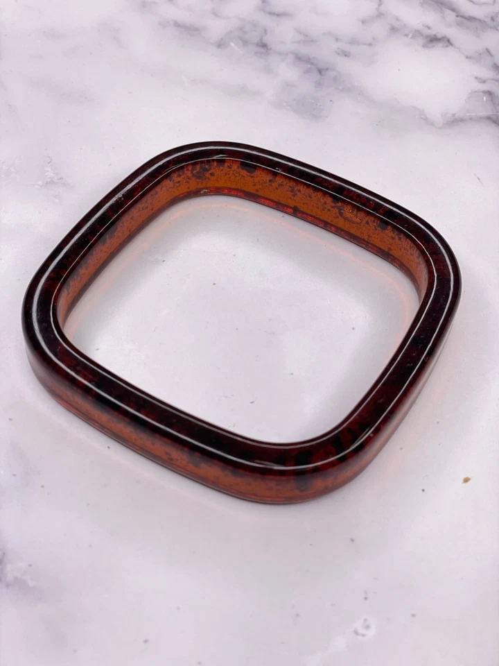 Pulseira quadrada robusta feminina Alisha D acrílico torta - Imagem 1 de 1