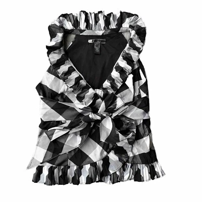 Blusa JS Boutique Talla 8 Negra Blanca A Cuadros Sin Mangas Cinturón Envoltura Volantes Para Mujer Foto 1 de 4