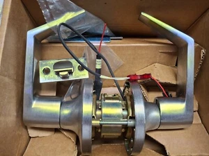 ACCENTRA (formerly Yale) PB 5491LN 626 24VDC Electric Lock NO CORE - Picture 1 of 5