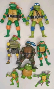 TMNT Teenage Mutant Ninja Turtles & Keychains Figures Lot of 8 - Picture 1 of 7