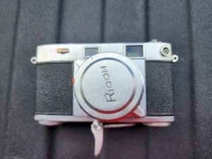 Ricoh Five-One-Nine 519 Kleinbildkamera 4,5cm 45mm f1,9 - Bild 1 von 3
