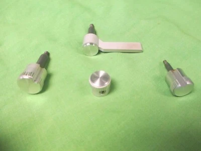 DUAL CS  621 TURNTABLE  4 KNOBS  FROM THE  621  AS CLOSE TO MINT AS YOU CAN GET - Image 1 of 2