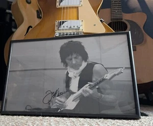 Jeff Beck The Greatest Guitar Player Ever !! Signed Framed 13” 3/4   X    6” 1/2 - Picture 1 of 1