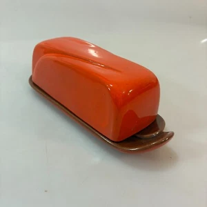 Plato de mantequilla cubierto Frankoma 4k rojo y marrón Art Deco vintage años 70 tonos tierra - Imagen 1 de 4