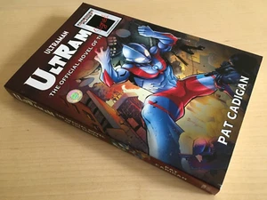 Ultraman ⭐ SIGNED ⭐ Official Novelization | Pat Cadigan Titan Paperback - Picture 1 of 9