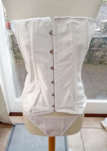 White Satin Brand New No Tags Corset & G String Lace Up Back Size 3XL - Picture 1 of 2