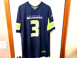 Russell Wilson NFL Seattle Seahawks Size XL Men's Fanatics Blue Jersey T-Shirt