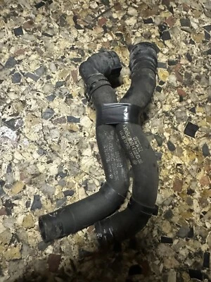 Durite Tuyau de refroidissement Habitacle Audi A3 8p Golf 1k0122157d 1k0122073s - Photo 1/3