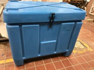  New Poly Box/ Insulated Food Service Container 11 cu ft for Shipping/ Storage 