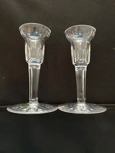 VINTAGE WATERFORD CUT CRYSTAL ETCHED CANDLESTICKS PAIR FROM IRELAND - Picture 1 of 5