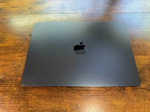 MacBook Air M3 2024 | 16 GB RAM | 256 GB SSD | Midnight - Zdjęcie 1 z 6