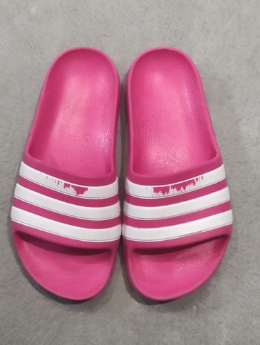 Adidas Adilette Aqua Hot Pink sandali da bambina slide taglia UK 2K