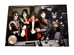 KISS American Rock Band enero 1976 álbum grabación a nuevo estudio tarjeta coleccionable - Imagen 1 de 6